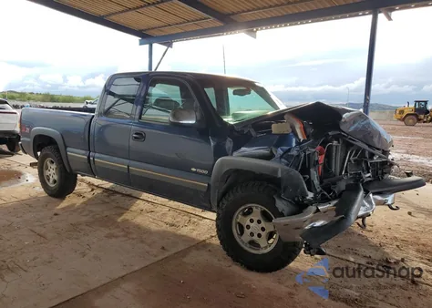 2000 Chevrolet Silverado K1500 from USA, damaged, VIN 1GCEK19TXYE192593